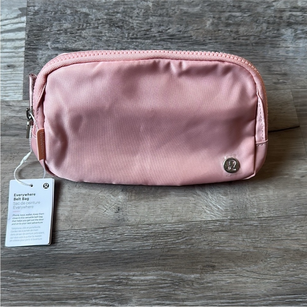 NWT Lululemon Athletica Belt Crossbody Bag. 1L. Pastel Pink.